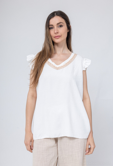 Wholesaler C.CONSTANTIA - V-neck t-shirt with gold embroidery detail
