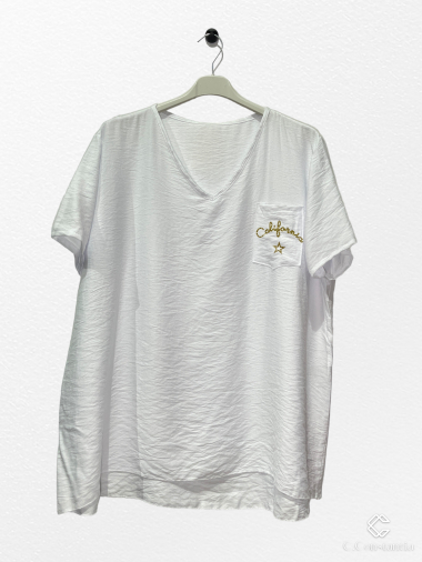 Großhändler C.CONSTANTIA - T-Shirt mit V-Ausschnitt und Tasche
