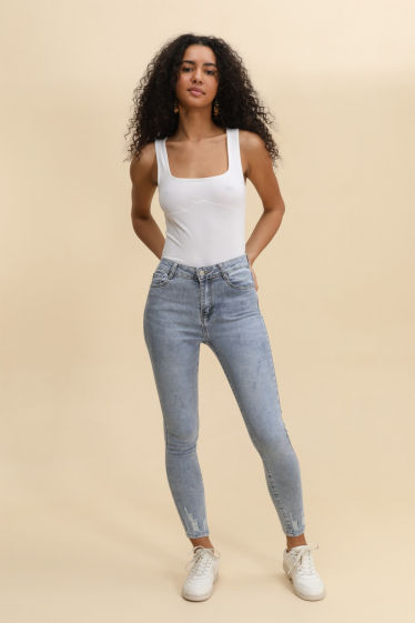 Großhändler G-Smack - Ausgefranste Jeans in Übergröße