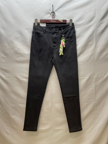 Großhändler G-Smack - dunkelgraue Jeans mit Schlüsselanhänger in Übergröße