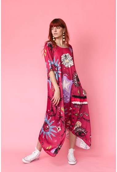 Wholesalers Garçonne - Long flowing satin dress with pattern