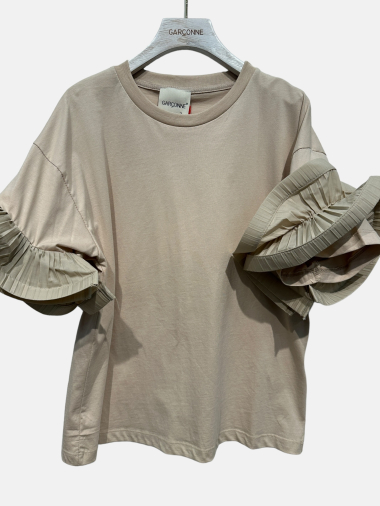 Großhändler Garçonne - Kurzarm-T-Shirt mit Rundhalsausschnitt und Rüschen