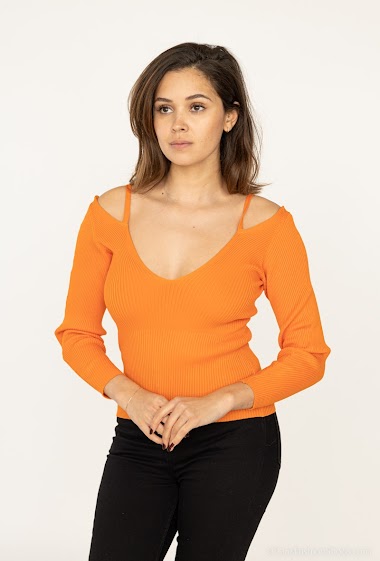 Mayorista GD Golden Days - Short sweater with large V-neck and bare shoulders