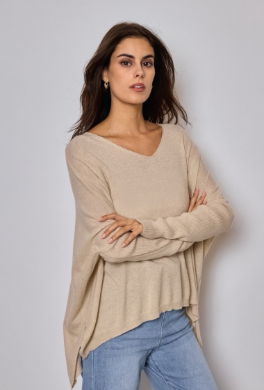Wholesaler GG LUXE - V-neck cashmere sweater