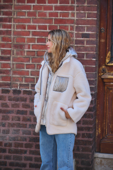 Wholesaler Giovanni Paris - Bi material shearling jacket with removable contrasting hood