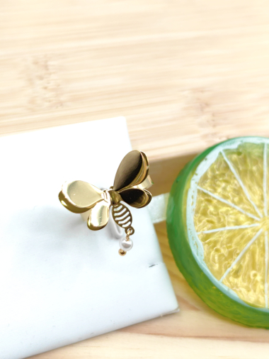 Wholesaler Glam Chic - Adjustable bee ring with stainless steel bead