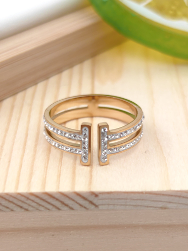 Wholesaler Glam Chic - Adjustable ring with stainless steel charm