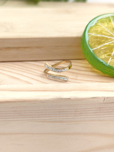 Mayorista Glam Chic - Anillo ajustable con pedrería en acero inoxidable.