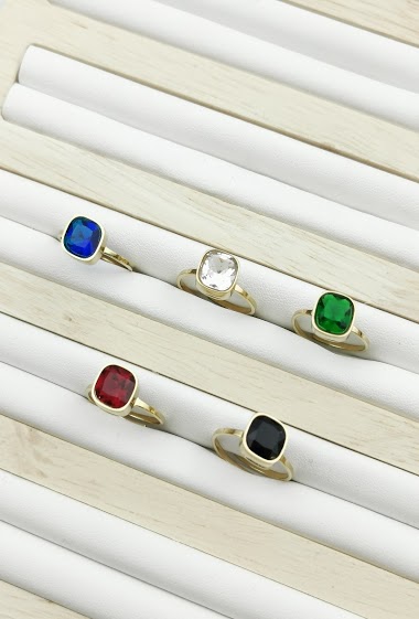Wholesaler Glam Chic - Adjustable cube ring with crystal stone in stainless steel