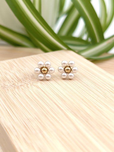 Wholesaler Glam Chic - Flower earring with stainless steel pearl