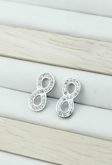 Wholesaler Glam Chic - Stainless steel rhinestone infinity earring