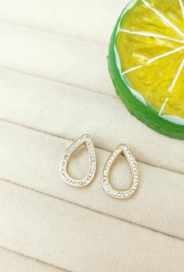 Wholesaler Glam Chic - Drop earrings with rhinestones