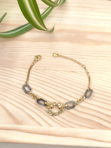Grossiste Glam Chic - Bracelet acrylique avec metal en acier inoxydable