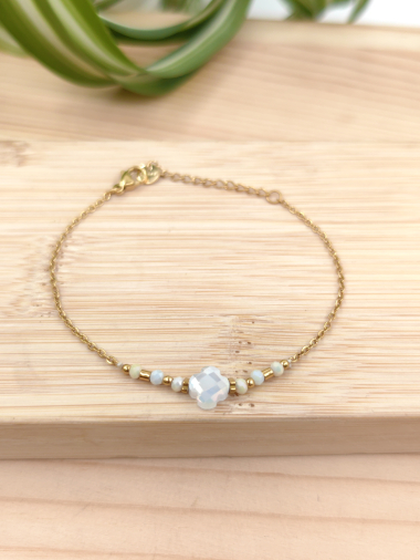 Grossiste Glam Chic - Bracelet cristal avec trefle en acier inoxydable