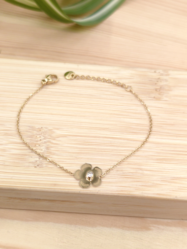 Grossiste Glam Chic - Bracelet fleur avec un diamant en acier inoxydable