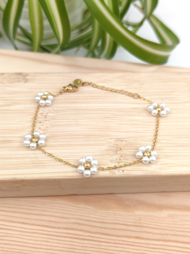 Grossiste Glam Chic - Bracelet fleur perle en acier inoxydable