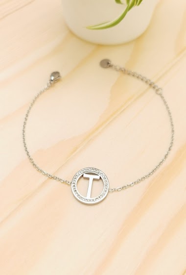 Wholesaler Glam Chic - Stainless steel alphabet letter T bracelet