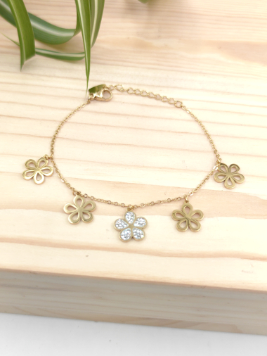 Grossiste Glam Chic - Bracelet pendent fleur avec strass en acier inoxydable