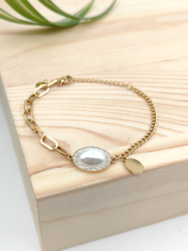 Grossiste Glam Chic - Bracelet perle ovale avec strass en acier inoxydable