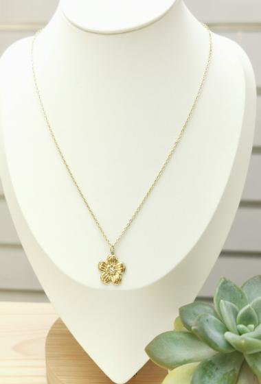 Wholesaler Glam Chic - single flower necklace