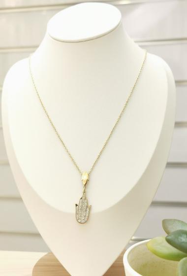 Wholesaler Glam Chic - Rhinestone Hand Pendant Necklace