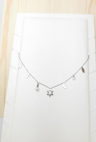 Wholesaler Glam Chic - Star charm necklace with rhinestones in stainless steel