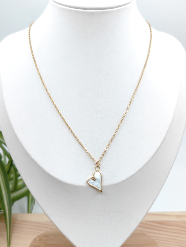 Wholesaler Glam Chic - Heart necklace with mother-of-pearl in stainless steel