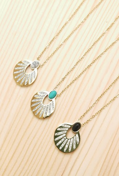 Wholesaler Glam Chic - Shell necklace with stone and rhinestones in stainless steel