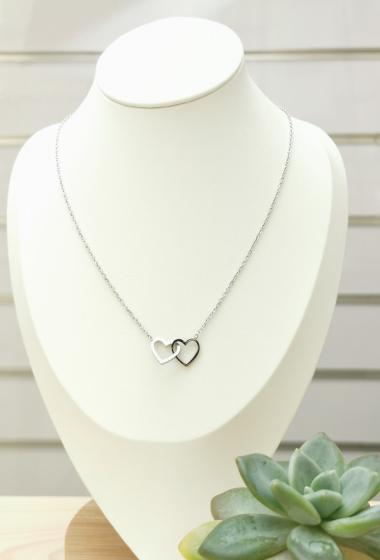 Wholesaler Glam Chic - Simple crossed double hearts necklace