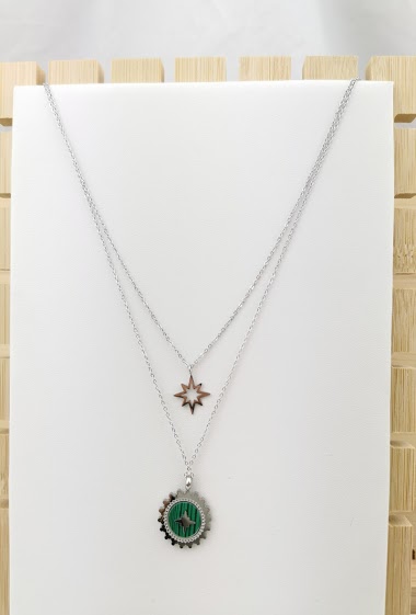 Wholesaler Glam Chic - Double row necklace with stainless steel star