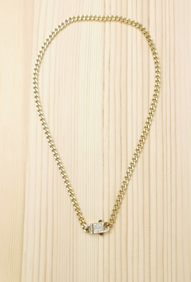 Wholesaler Glam Chic - Safety pin necklace with rhinestones in stainless steel