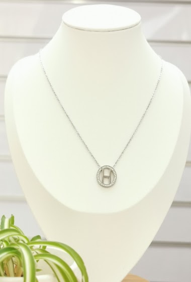 Wholesaler Glam Chic - Stainless Steel Alphabet Letter H Necklace