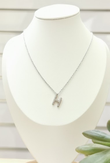 Wholesaler Glam Chic - Stainless Steel Alphabet Letter H Necklace