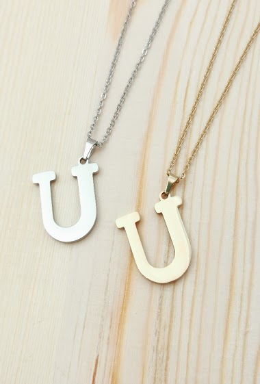 Wholesaler Glam Chic - Stainless Steel Alphabet Letter U Necklace