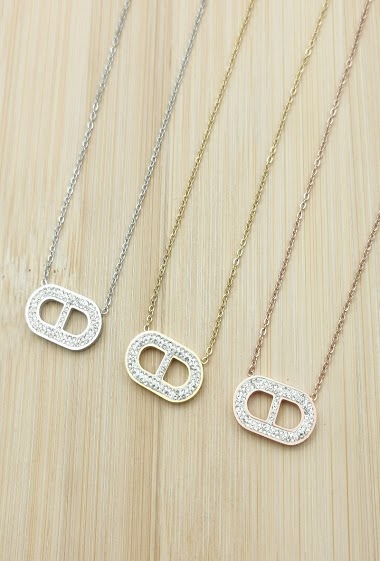 Wholesaler Glam Chic - Stainless steel rhinestone oval necklace