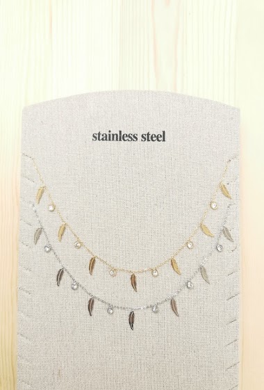 Großhändler Glam Chic - Stainless steel leaf and rhinestone tassel necklace