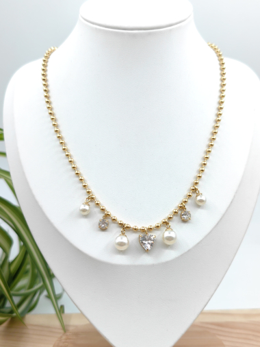 Grossiste Glam Chic - Collier perle avec diamant coeur en acier inoxydable