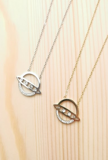 Wholesaler Glam Chic - Saturn necklace with rhinestones in stainless steel