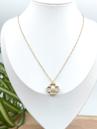 Wholesaler Glam Chic - Clover necklace with stainless steel bead