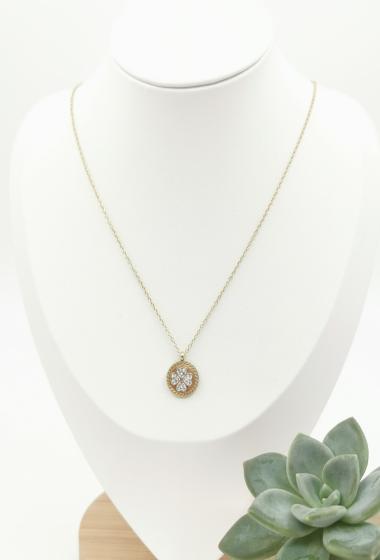 Wholesaler Glam Chic - Clover necklace with rhinestones in stainless steel
