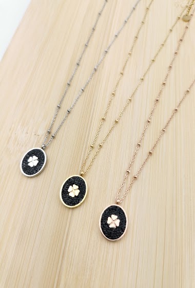 Wholesaler Glam Chic - Stainless steel black rhinestone clover necklace