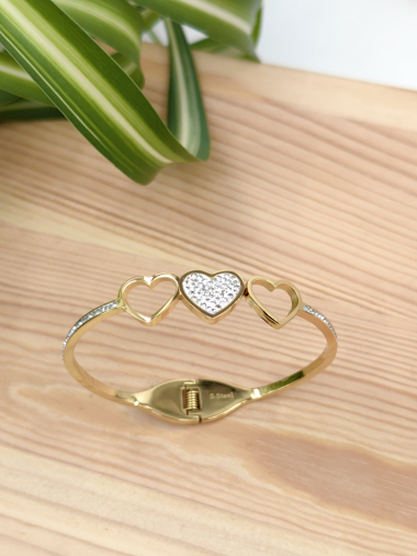 Wholesaler Glam Chic - Heart bangle with rhinestones in stainless steel