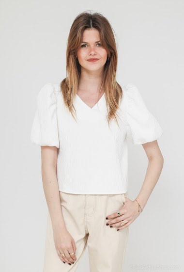 Wholesaler Golden Live - Textured top with short puffy sleeves
