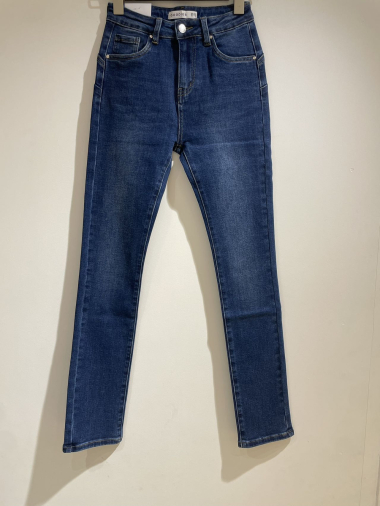 Großhändler Goodies - Schmale Push-up-Jeans