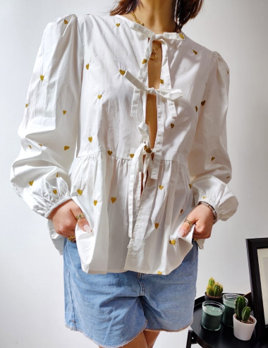 Wholesaler Graciela Paris - cotton blouse to tie, embroidered hearts