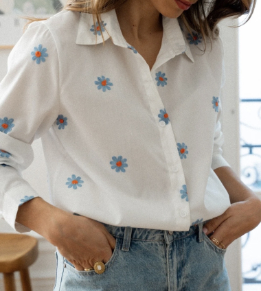Mayorista Graciela Paris - camisa de lino de algodón con lunares bordados multicolores