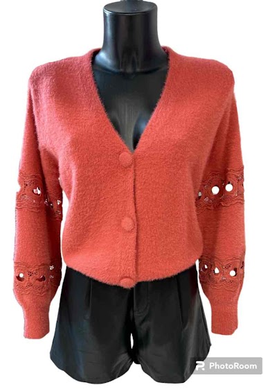 Großhändler Graciela Paris - Soft knit short cardigan with lace on the sleeves