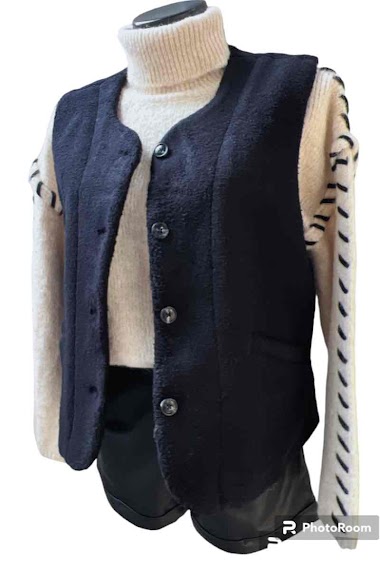 Wholesaler Graciela Paris - Sleeveless vest in faux wool. soft and warm