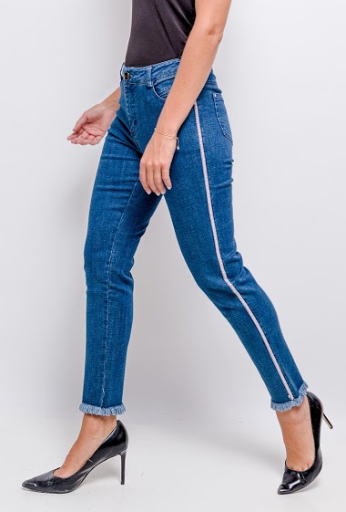 Großhändler Graciela Paris - Jeans with side stripes in strass