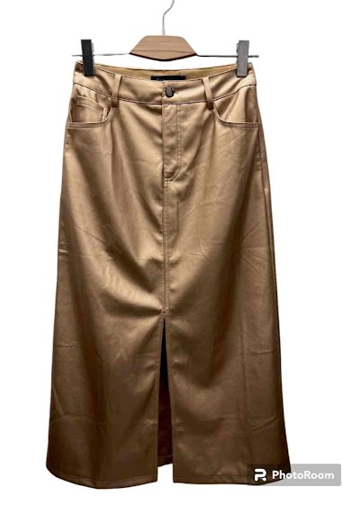 Wholesaler Graciela Paris - Long faux leather skirt. front slit